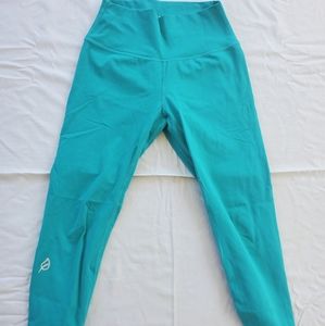 The Alainah II Allure 3/4 Legging Belize Blue